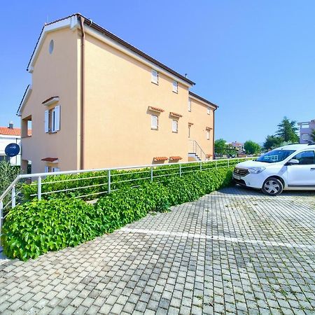 Apartments Aster Malinska Exterior photo